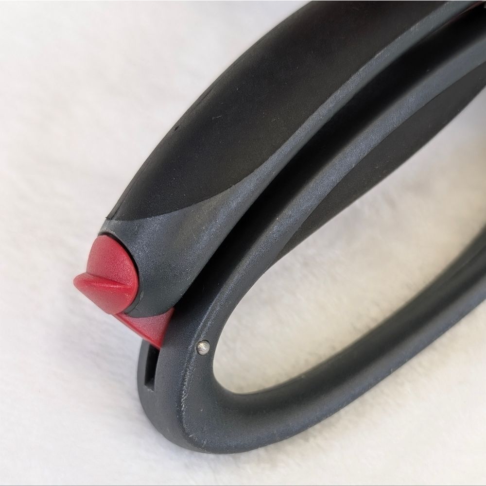 Pampered Chef Salad Chopper Scissors - Picture 12 of 15